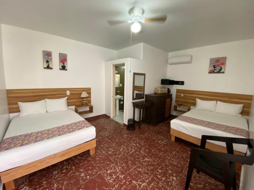 Готель Casa Gubidxa Oaxaca Екстер'єр фото