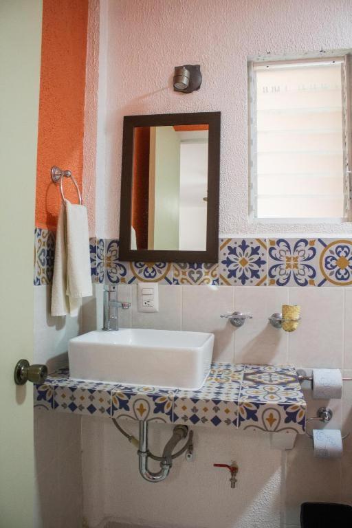 Готель Casa Gubidxa Oaxaca Екстер'єр фото